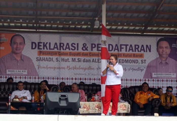 Pasangan DIAMOND