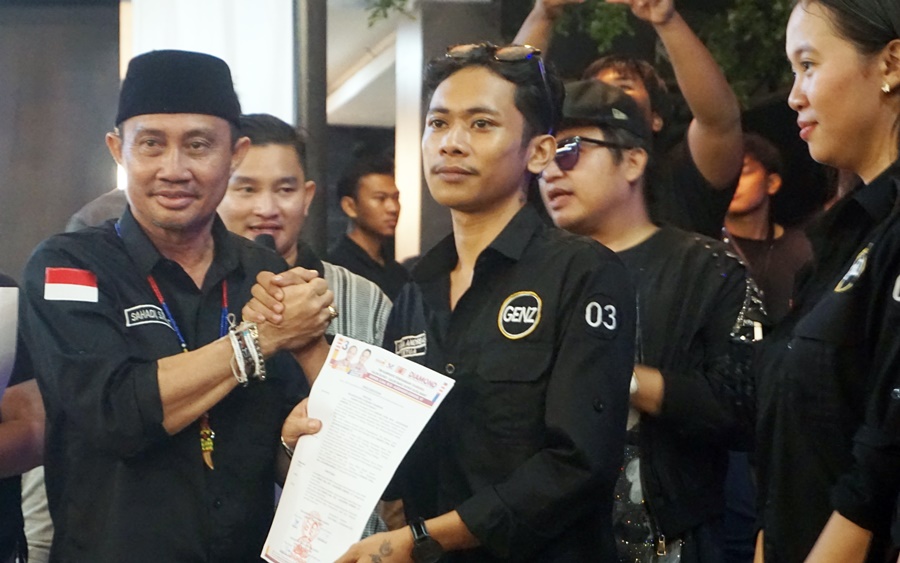 Pasangan DIAMOND