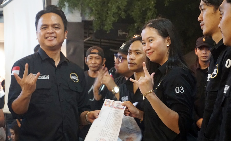 Pasangan Diamond