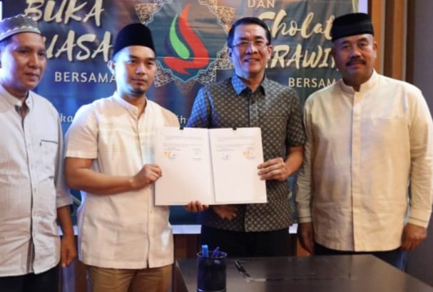 Penandatanganan MoU) antara PT Mahakam Gerbang Raja Migas (MGRM) dengan PT Danapati Mulia dan PT Sarana Inti Sinergi. (dok.eb)